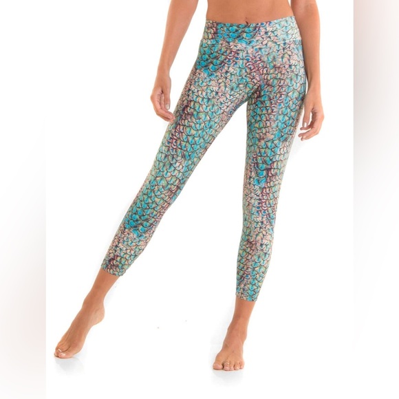 LIQUIDO ACTIVE MERMAID SPELL LEGGINGS. - Picture 5 of 11